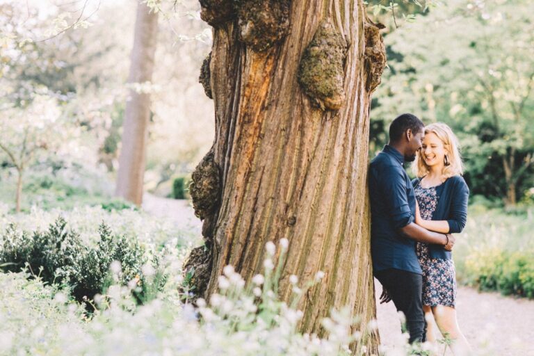 Chiswick House &Amp; Gardens Engagemnt – Beth &Amp; Enoch