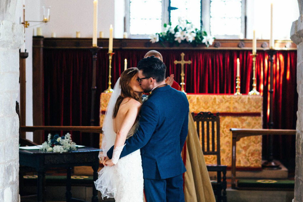 Minstrel Court Cambridge Wedding 29